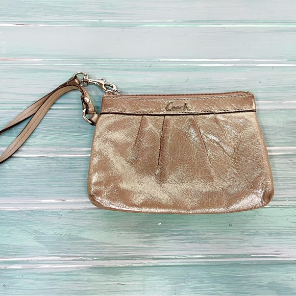 Coach Wristlet Gold Metallic - Picture 3 of 9